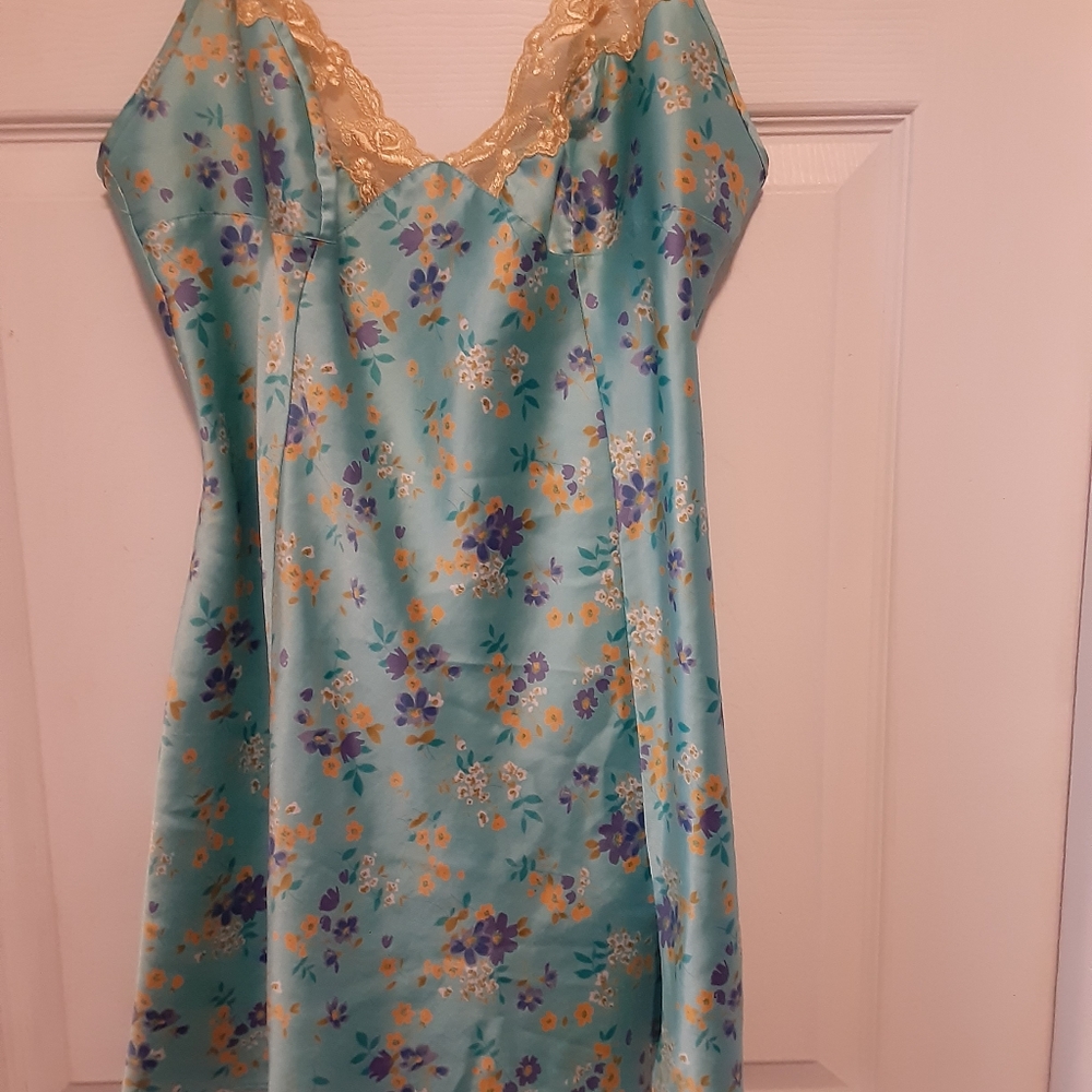Victoria's Secret chemise nightgown